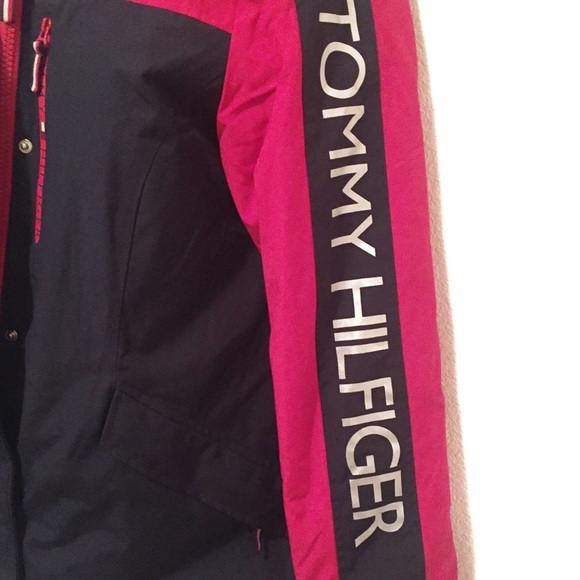 Tommy Hilfiger 3 in 1 Women's with Spellout jacket Medium - Picture 10 of 15